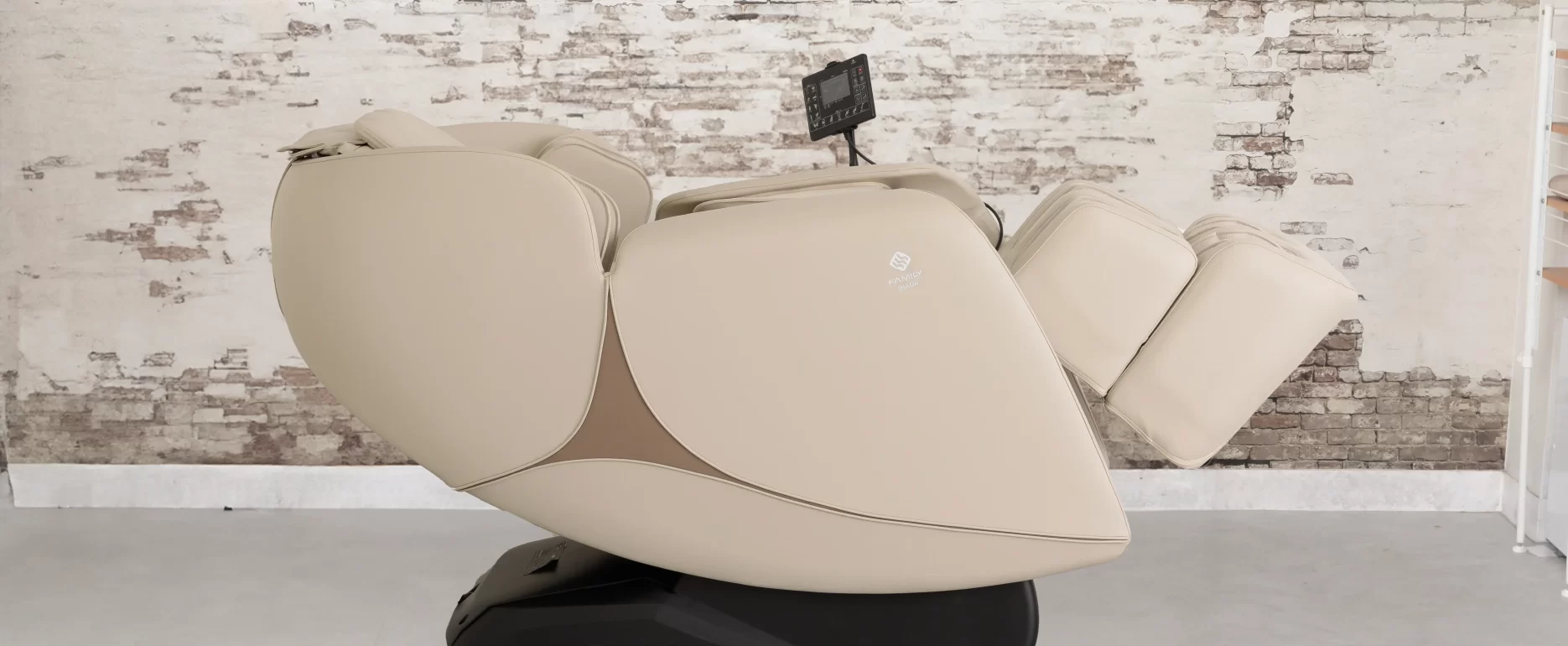 Inada iFIT massage chair in zero gravity reclined position for enhanced relaxation and pressure relief