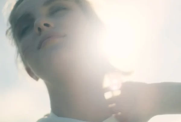 Person enjoying a relaxing massage in the Inada iCOCOON chair, promoting daily self-care and wellness